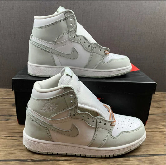 AIR JORDAN 1 RETRO HIGH OG 'SEAFOAM'