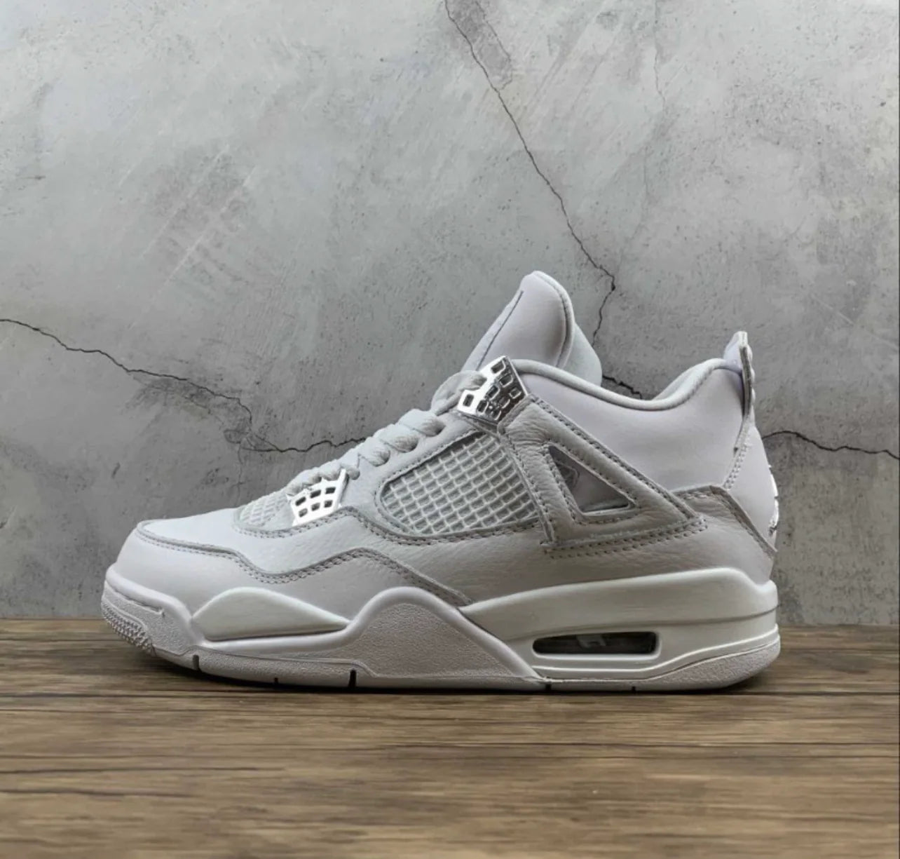 AIR JORDAN 4 Retro - Silver Metallic